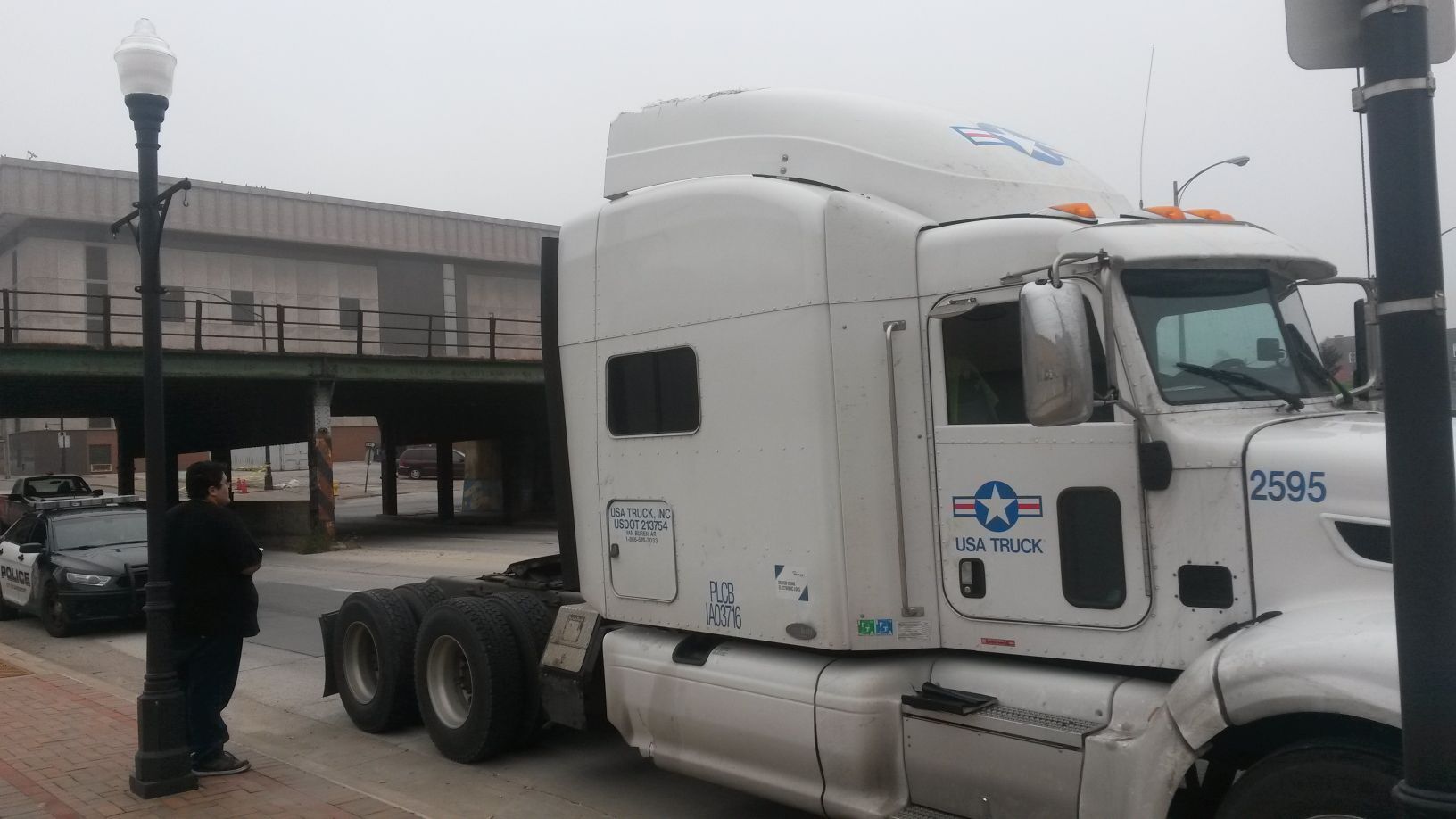 Truck-eating bridge